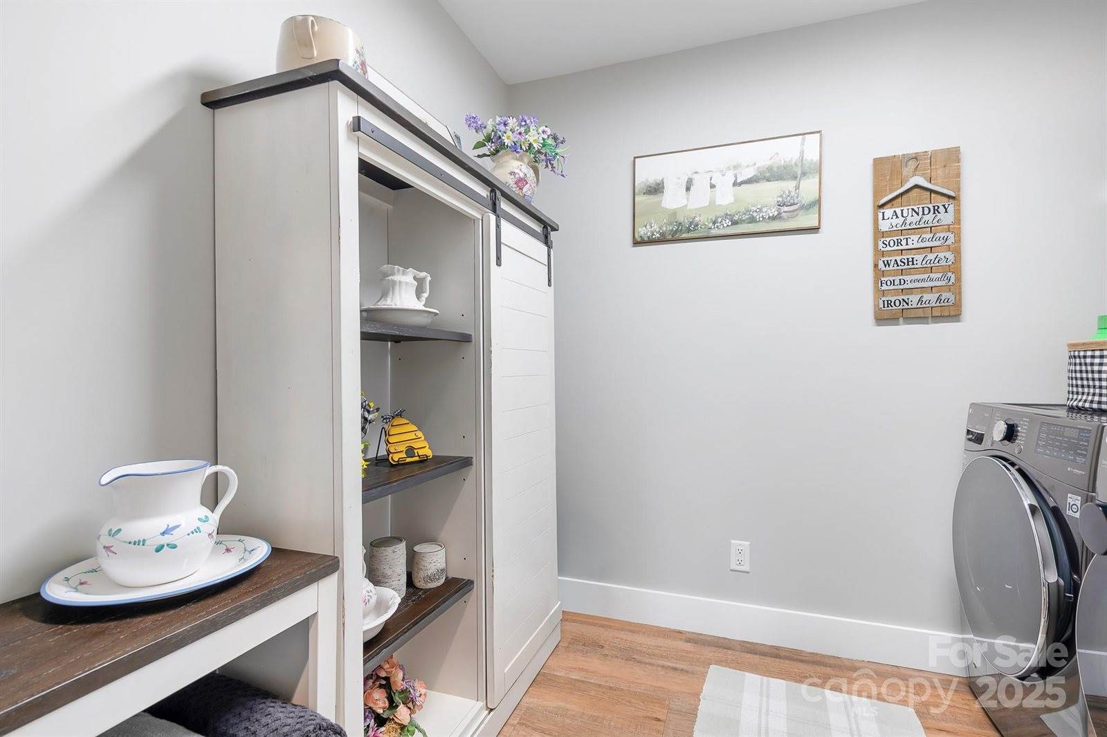 241 C I Chapman Court, Taylorsville, NC 28681