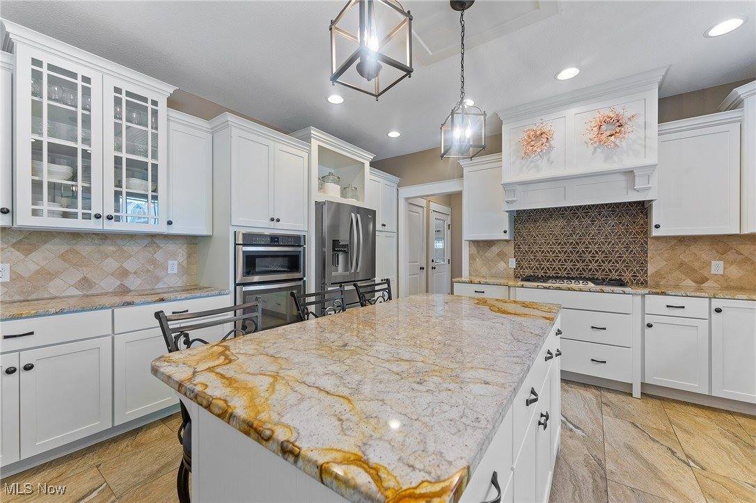 1285 Fox Den Trail, Canfield, OH 44406