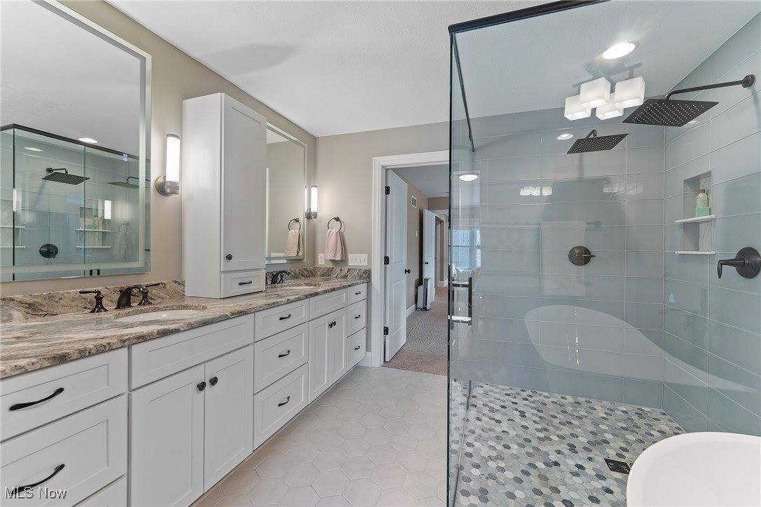 1285 Fox Den Trail, Canfield, OH 44406