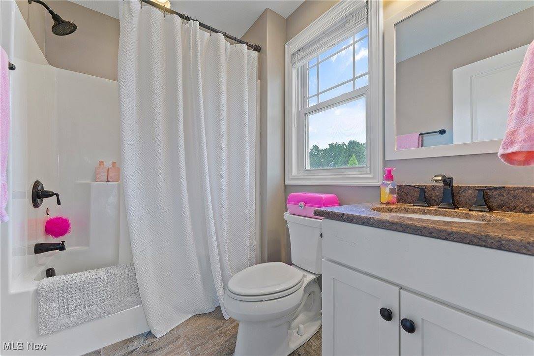 1285 Fox Den Trail, Canfield, OH 44406