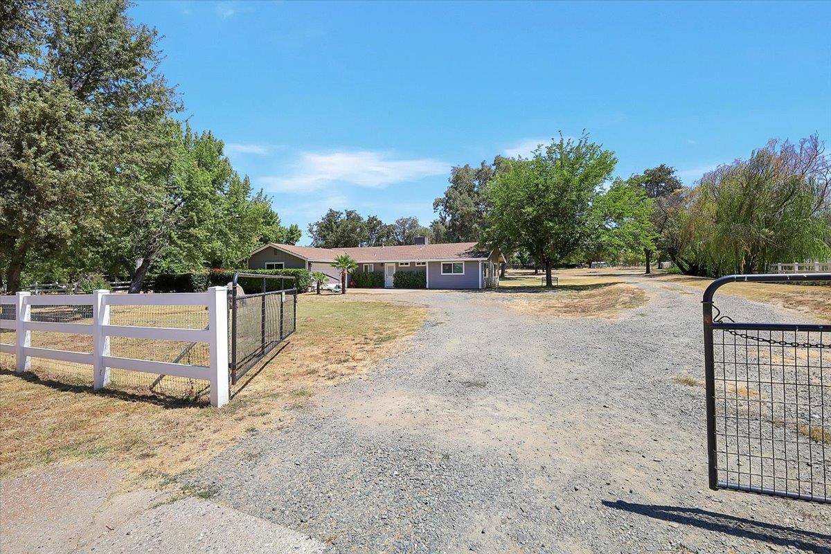 10500 Devonshire Circle, Penn Valley, CA 95946