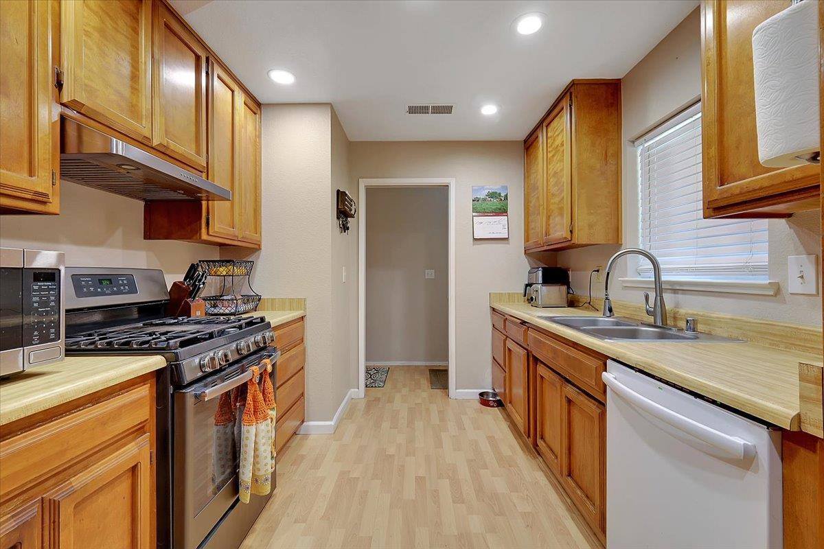 10500 Devonshire Circle, Penn Valley, CA 95946