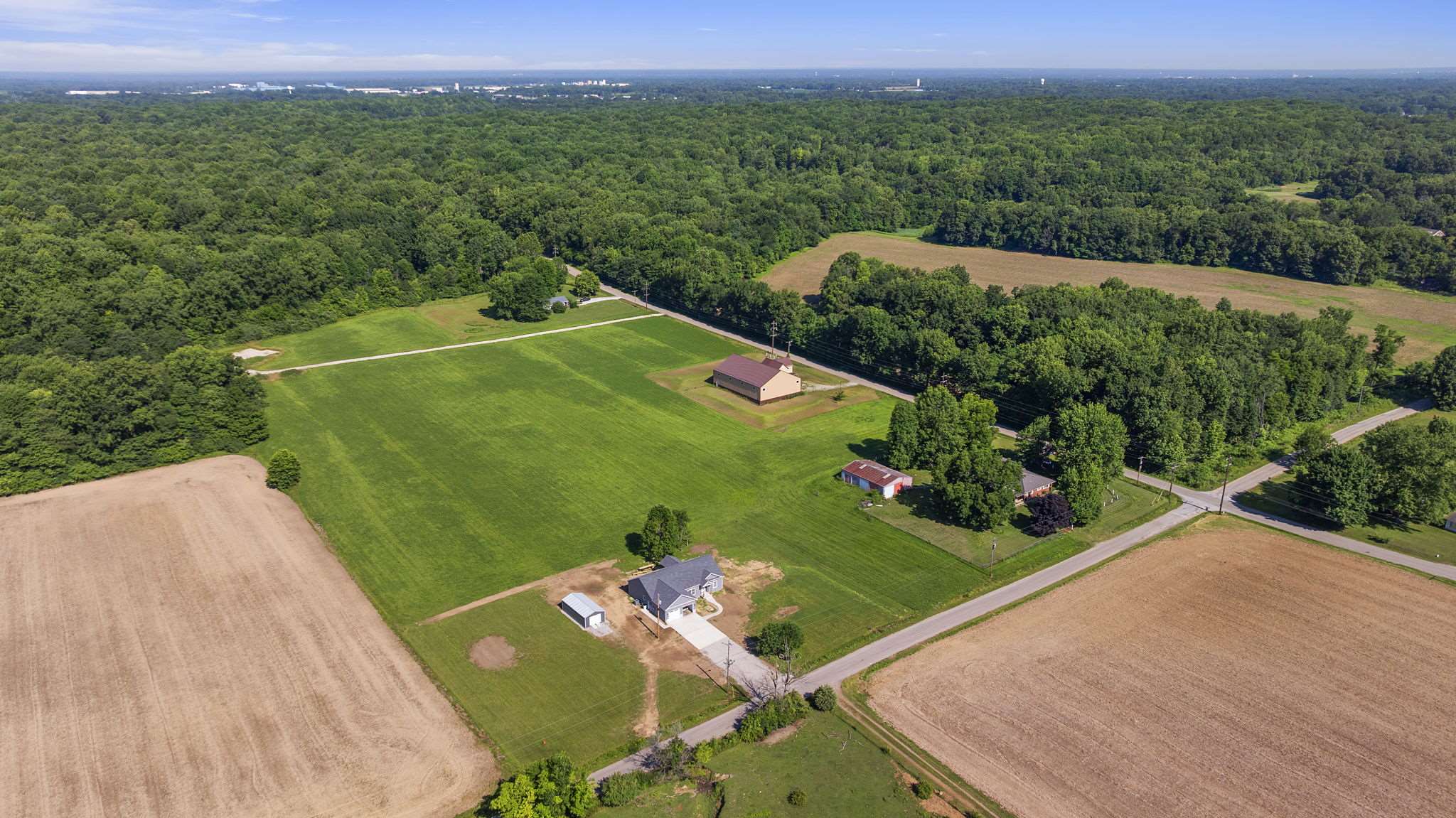 4201 E oregon Church Road, Terre Haute, IN 47802