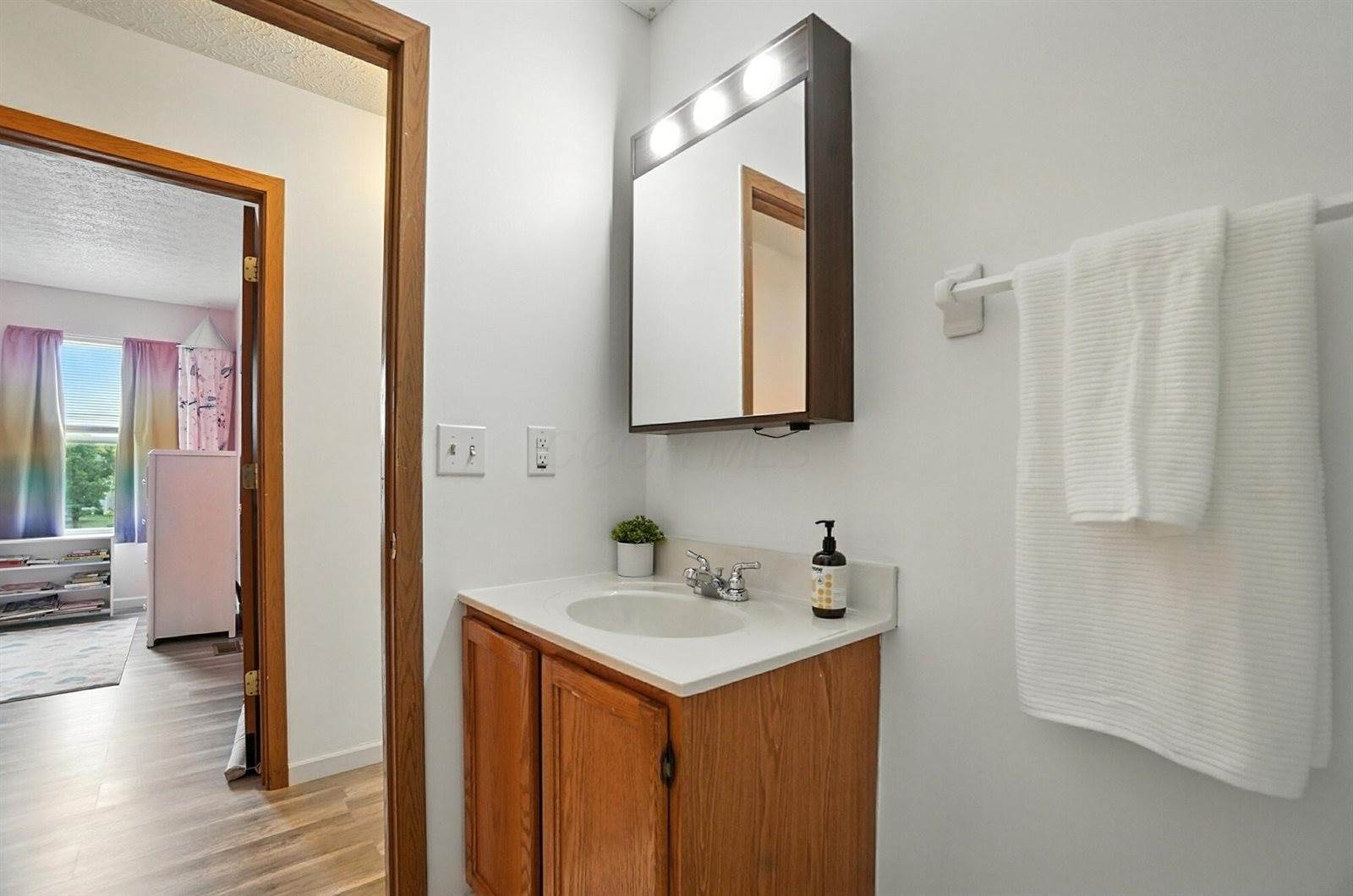 103 Kettering Bend, Delaware, OH 43015