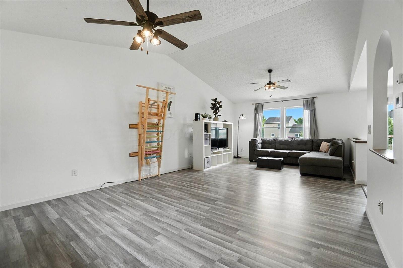 103 Kettering Bend, Delaware, OH 43015