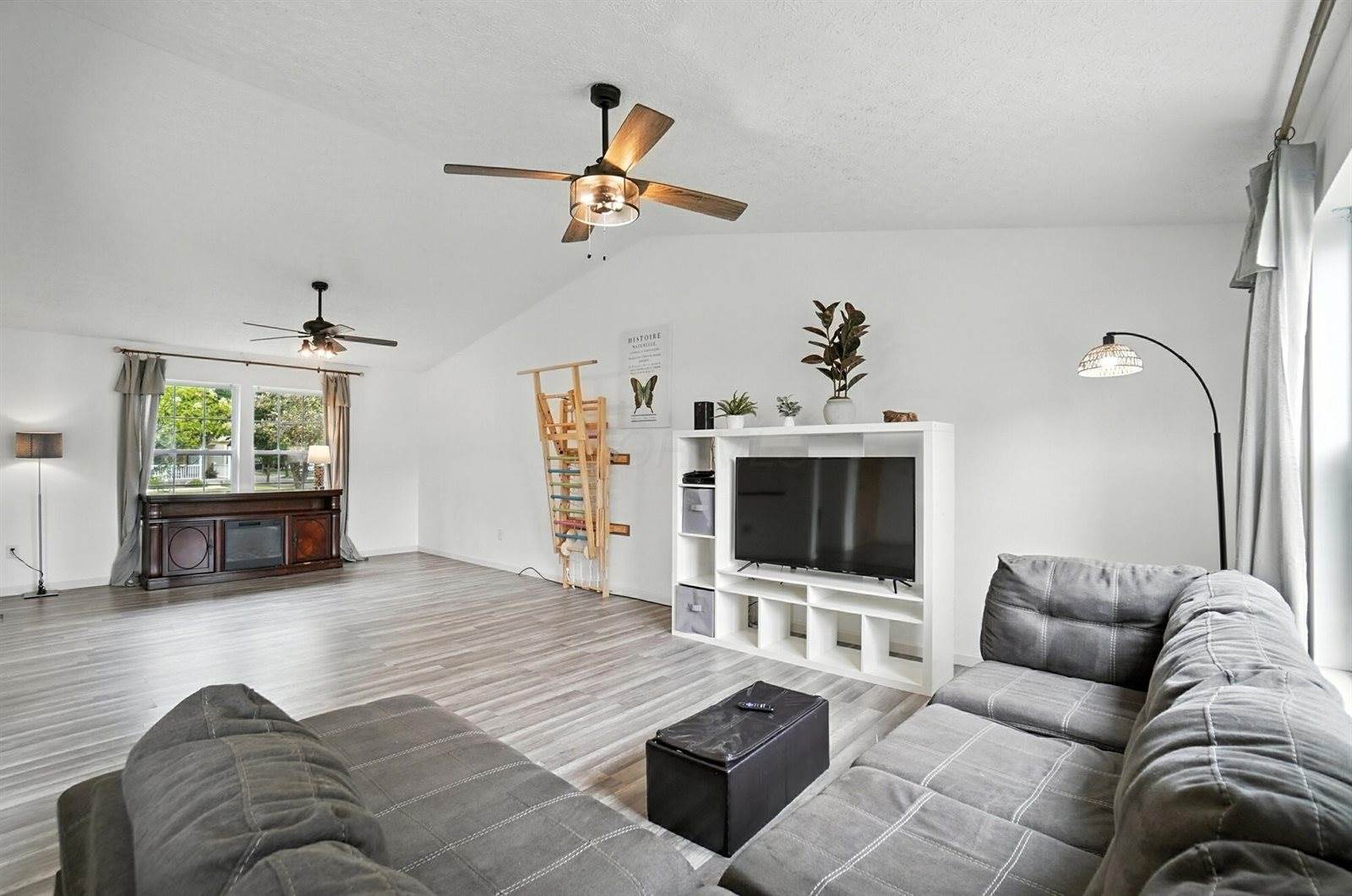 103 Kettering Bend, Delaware, OH 43015