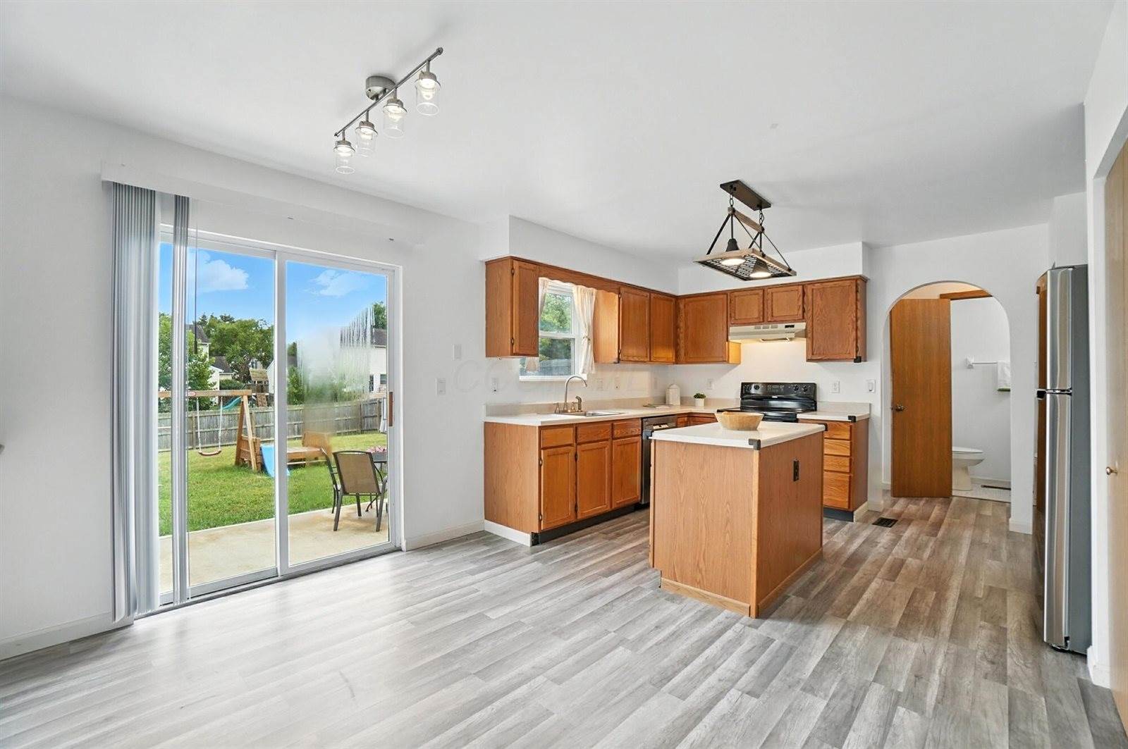 103 Kettering Bend, Delaware, OH 43015