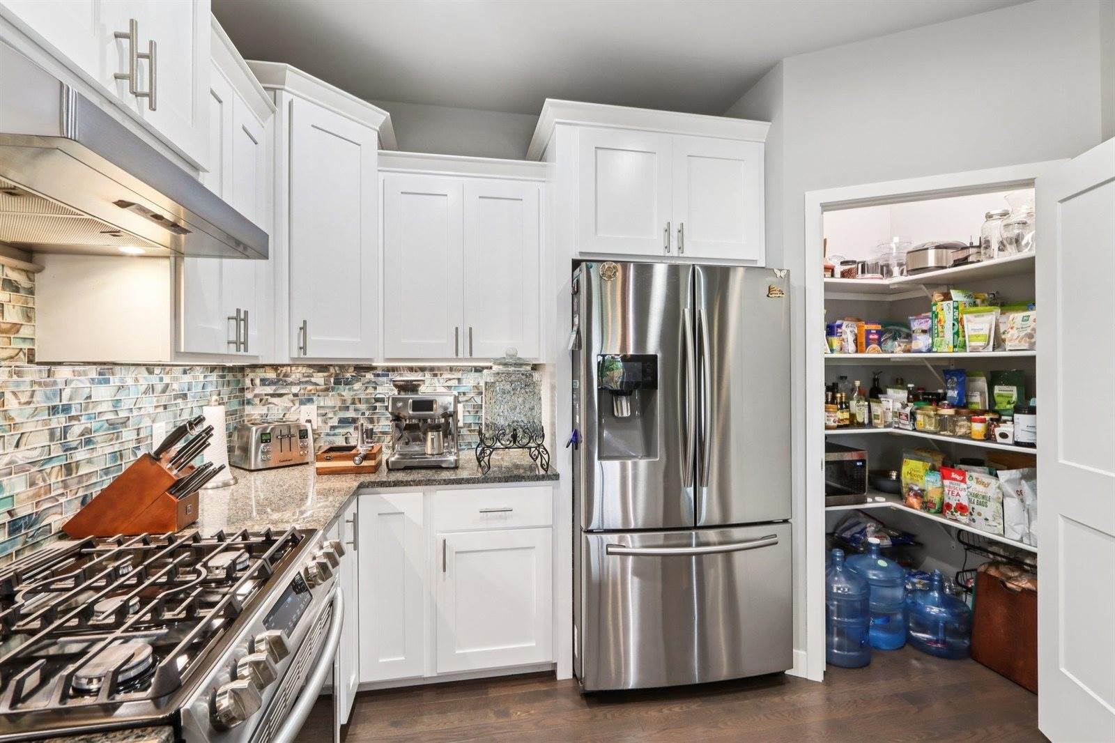 6890 Tuscan Ridge, Deforest, WI 53532