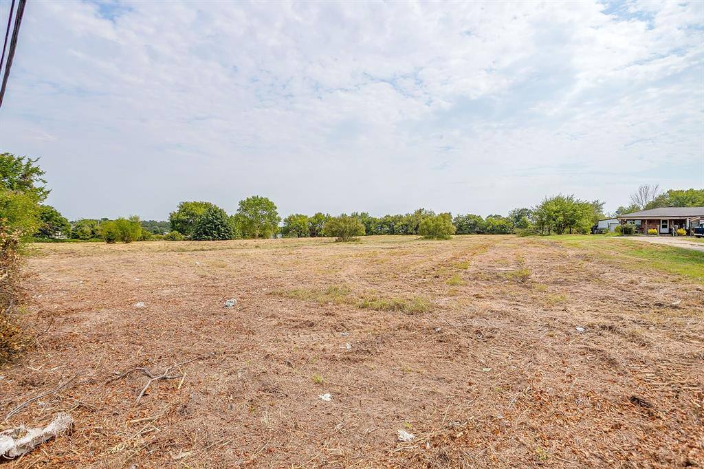 2151 West 199 Highway, Springtown, TX 76082