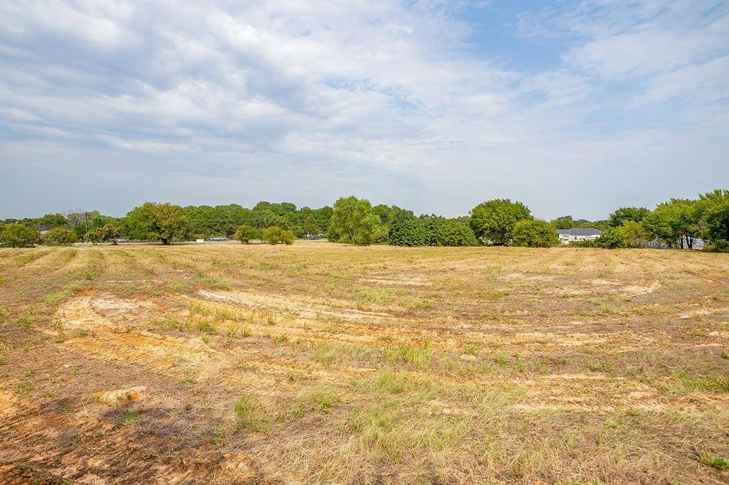 2151 West 199 Highway, Springtown, TX 76082