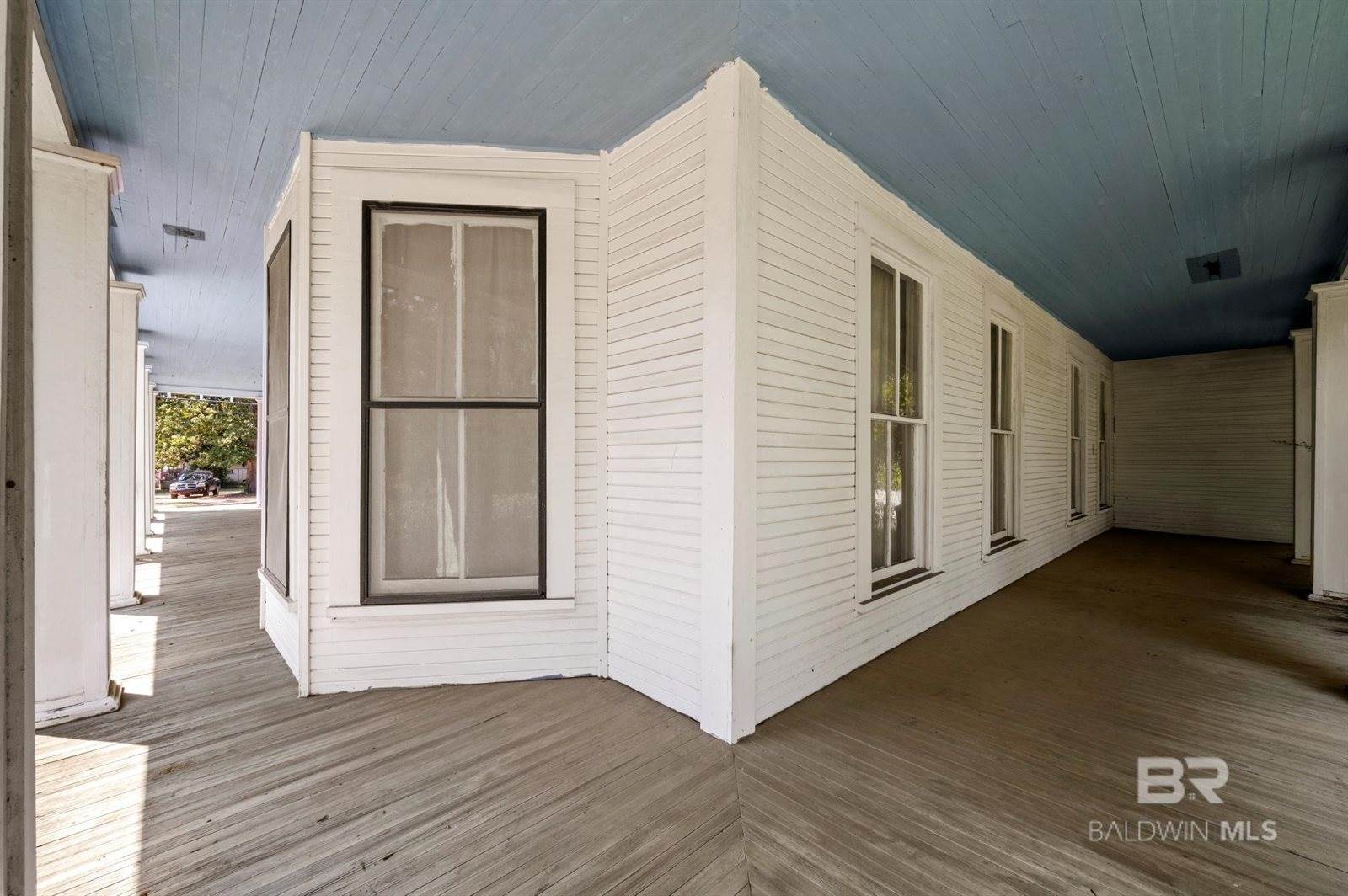 60 Bigger Street, Monroeville, AL 36460