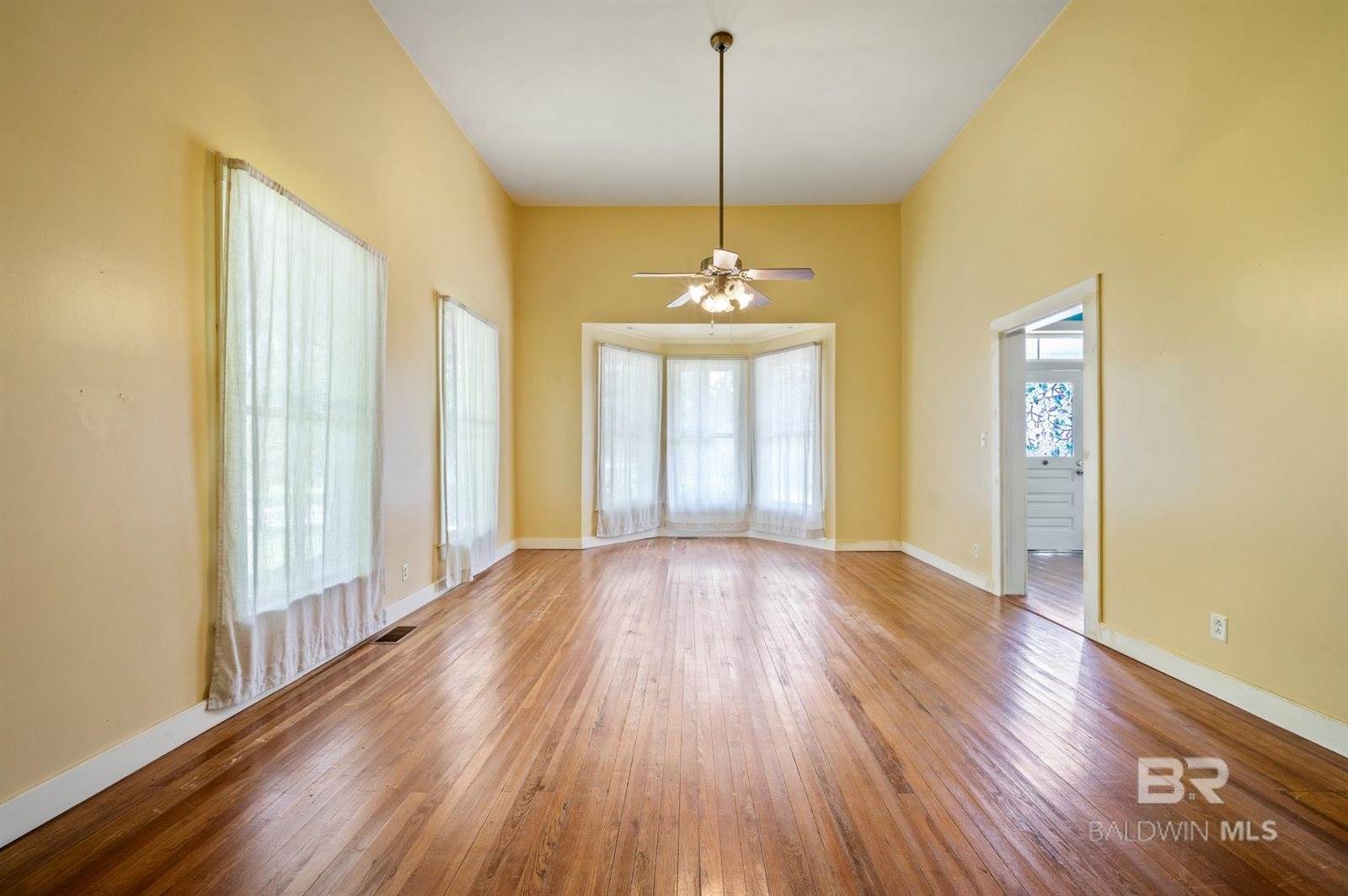 60 Bigger Street, Monroeville, AL 36460