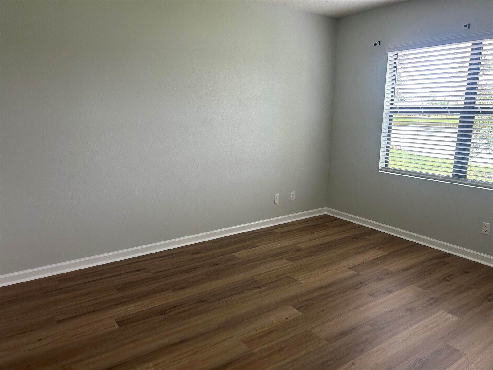 6270 NW Regent Street, Port Saint Lucie, FL 34983