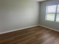 6270 NW Regent Street, Port Saint Lucie, FL 34983