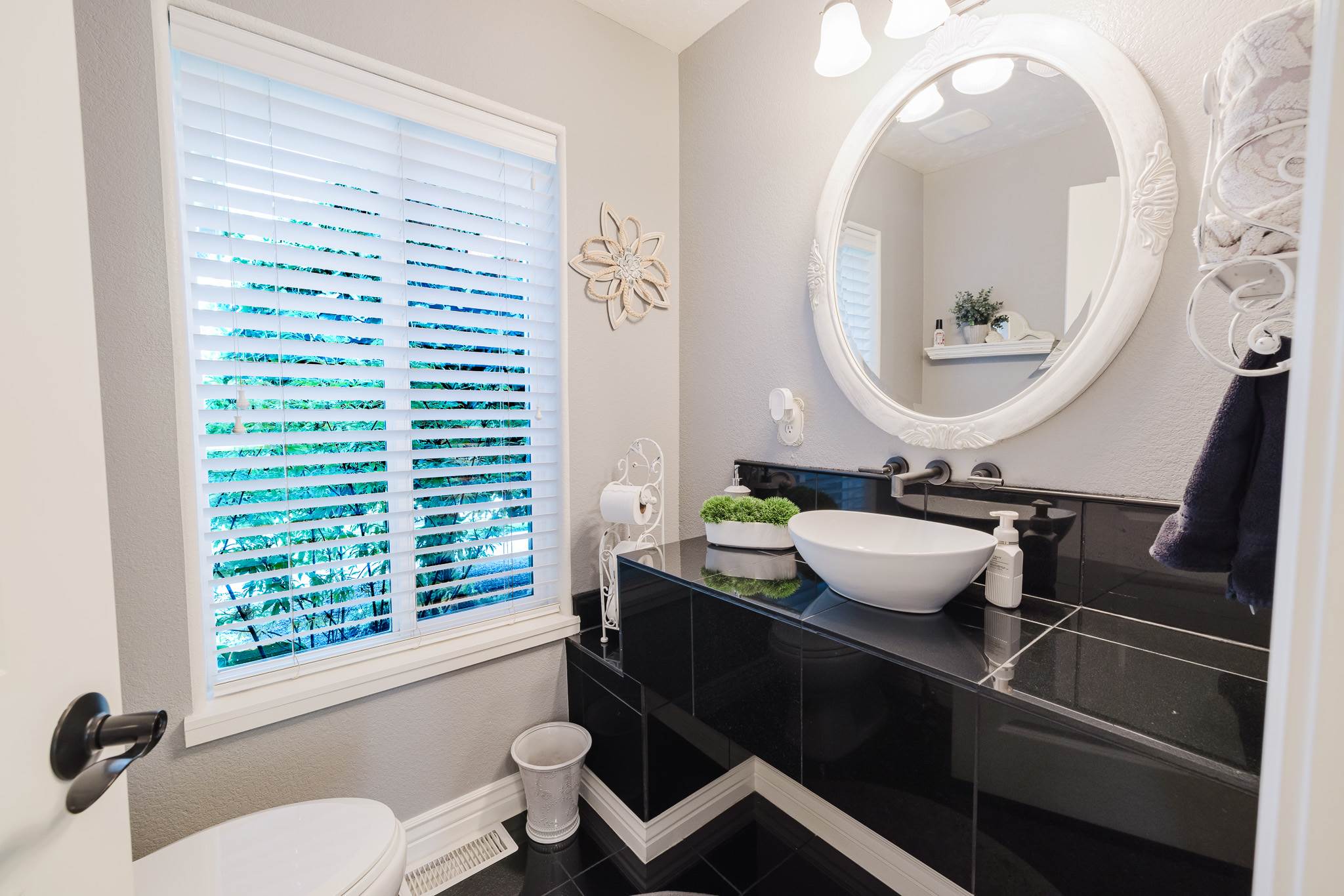 2035 Royal Crest Drive, Elko, NV 89801