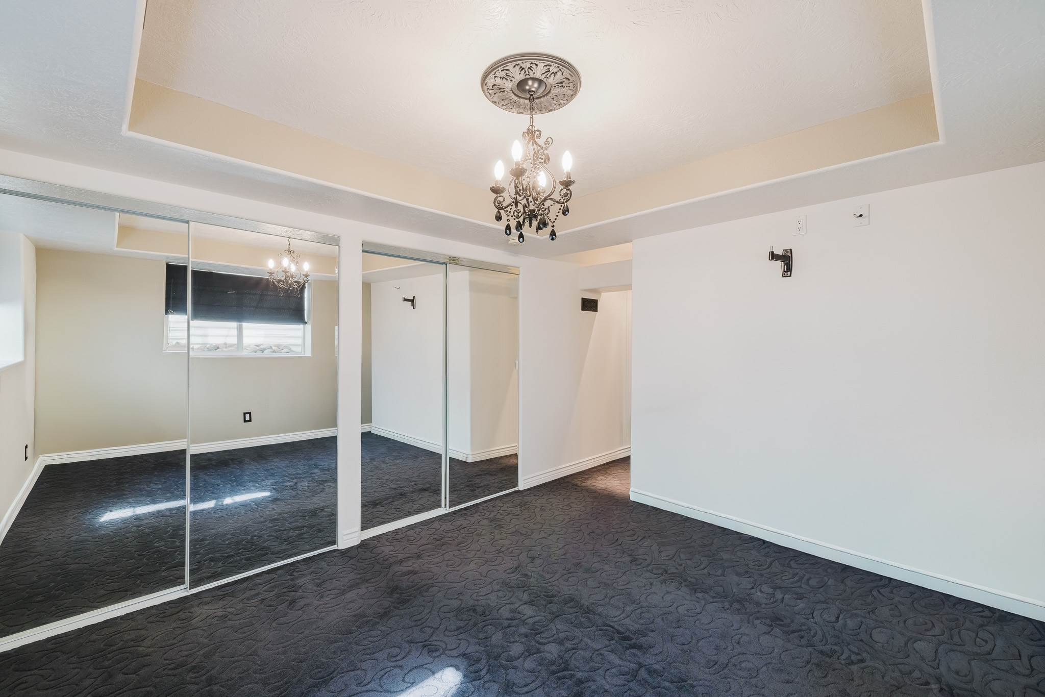 2035 Royal Crest Drive, Elko, NV 89801