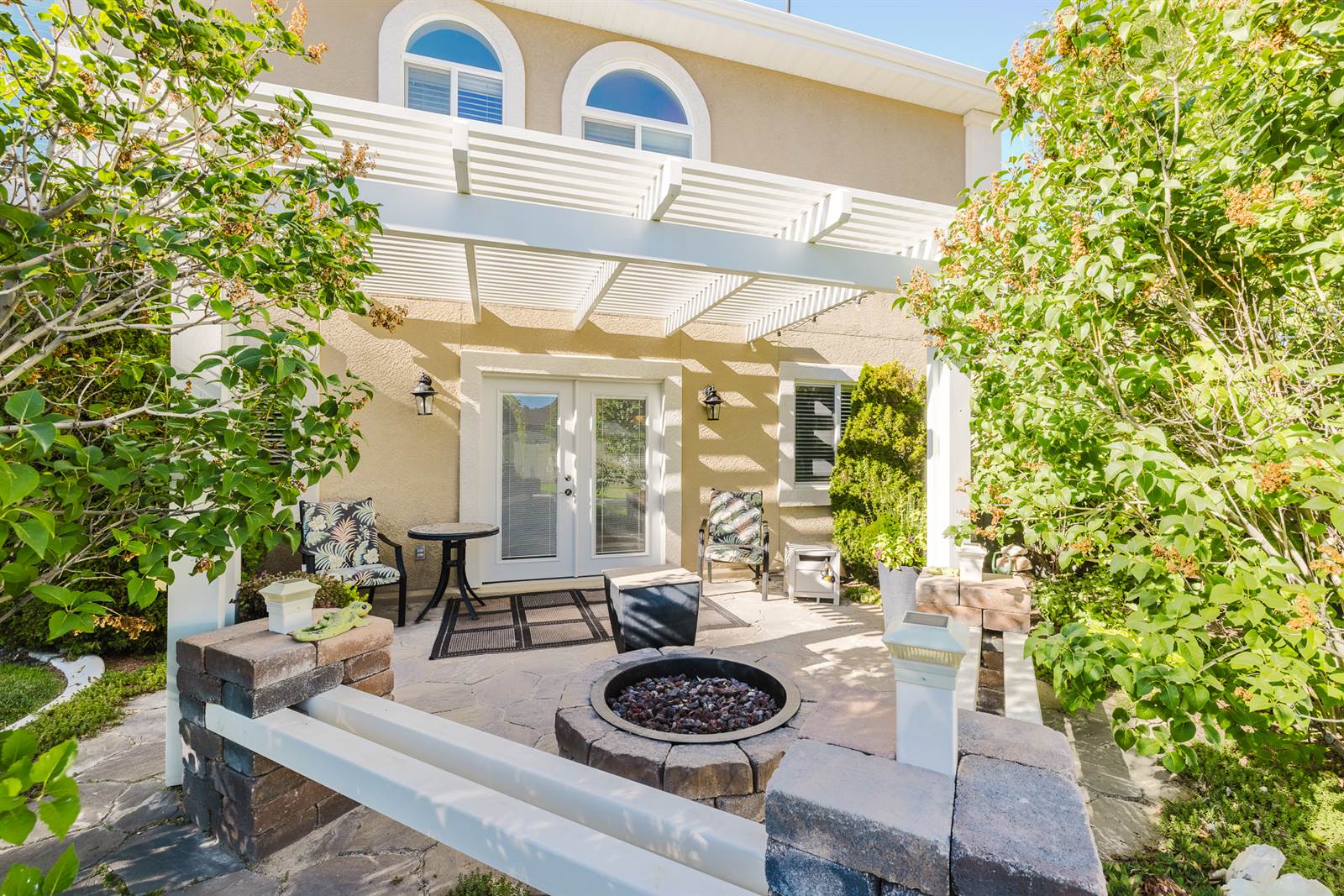 2035 Royal Crest Drive, Elko, NV 89801