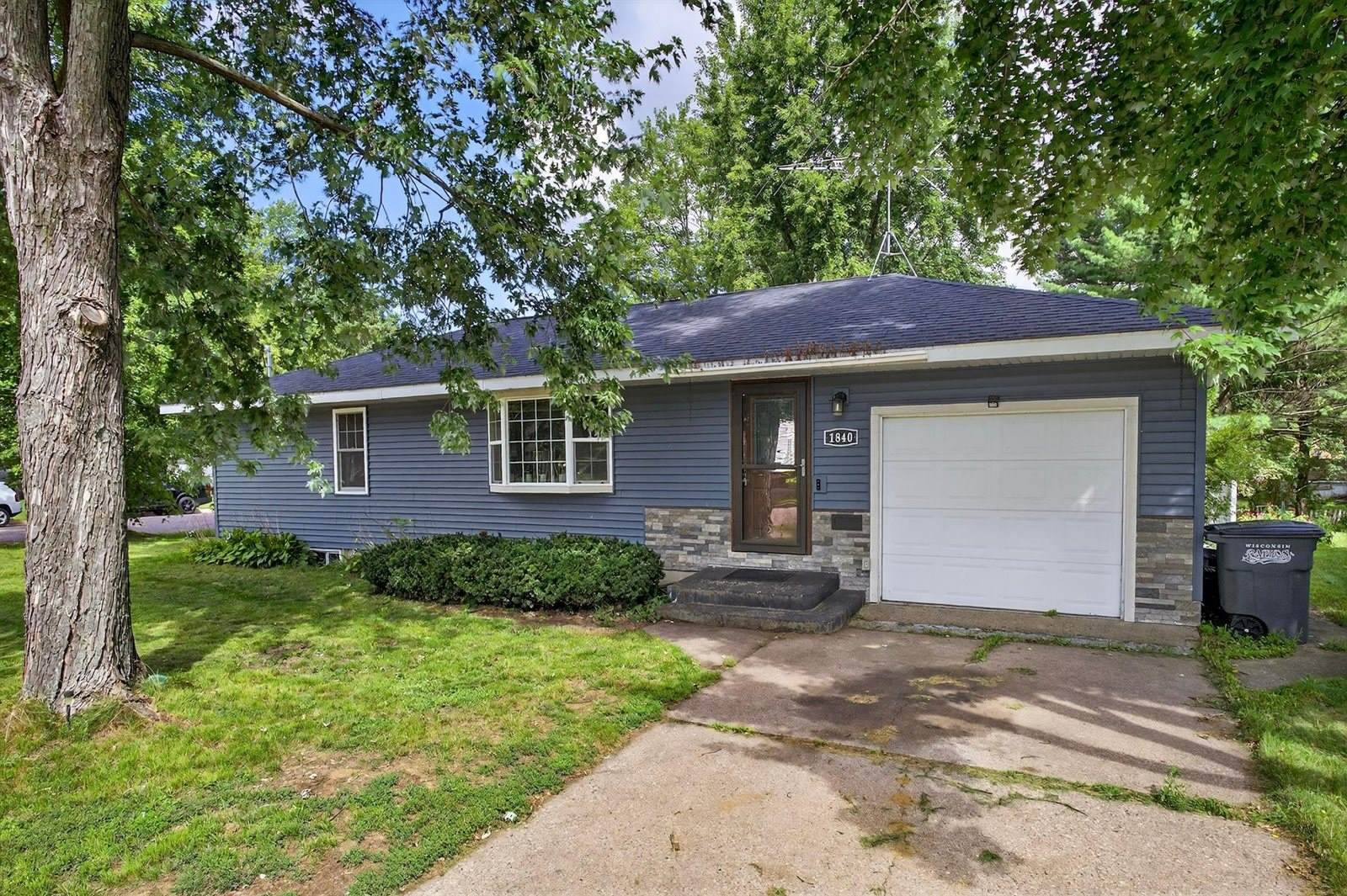 1840 Russell Street, Wisconsin Rapids, WI 54495