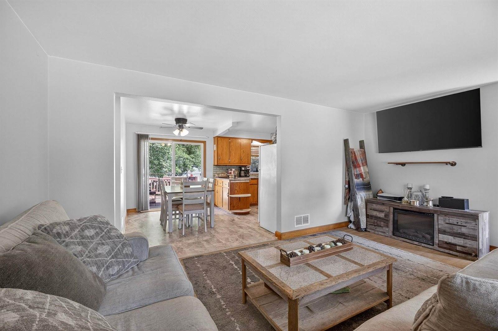 1840 Russell Street, Wisconsin Rapids, WI 54495