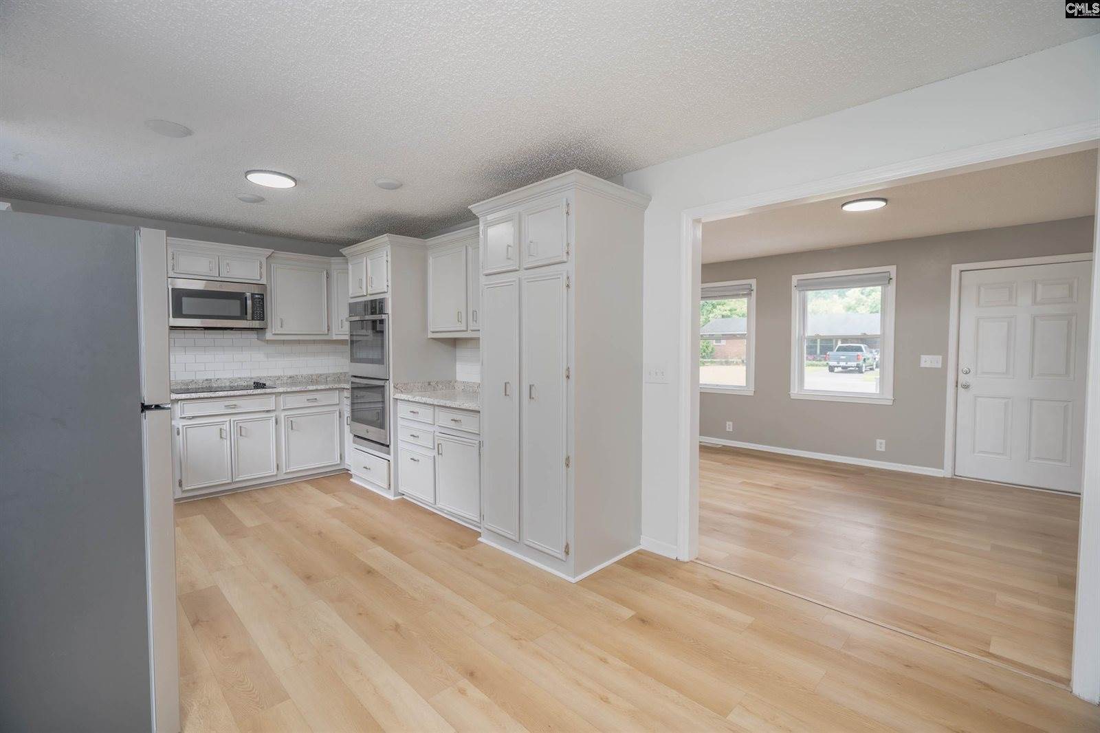 406 New State, Cayce, SC 29033