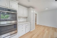 406 New State, Cayce, SC 29033