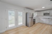 406 New State, Cayce, SC 29033