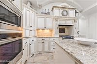 211 Rue De Chambery, Broussard, LA 70518