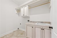 211 Rue De Chambery, Broussard, LA 70518