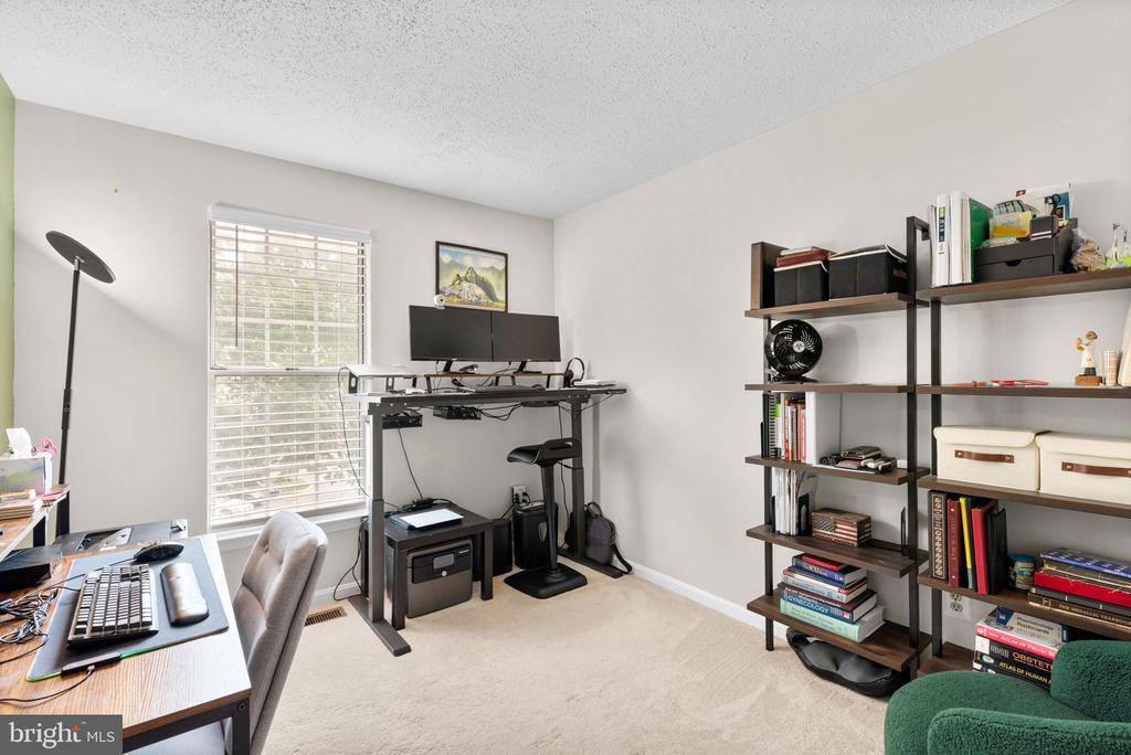 10030 Vanderbilt Circle, Rockville, MD 20850