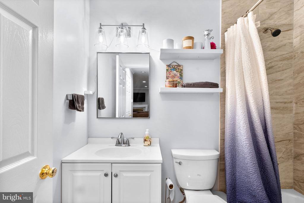 10030 Vanderbilt Circle, Rockville, MD 20850