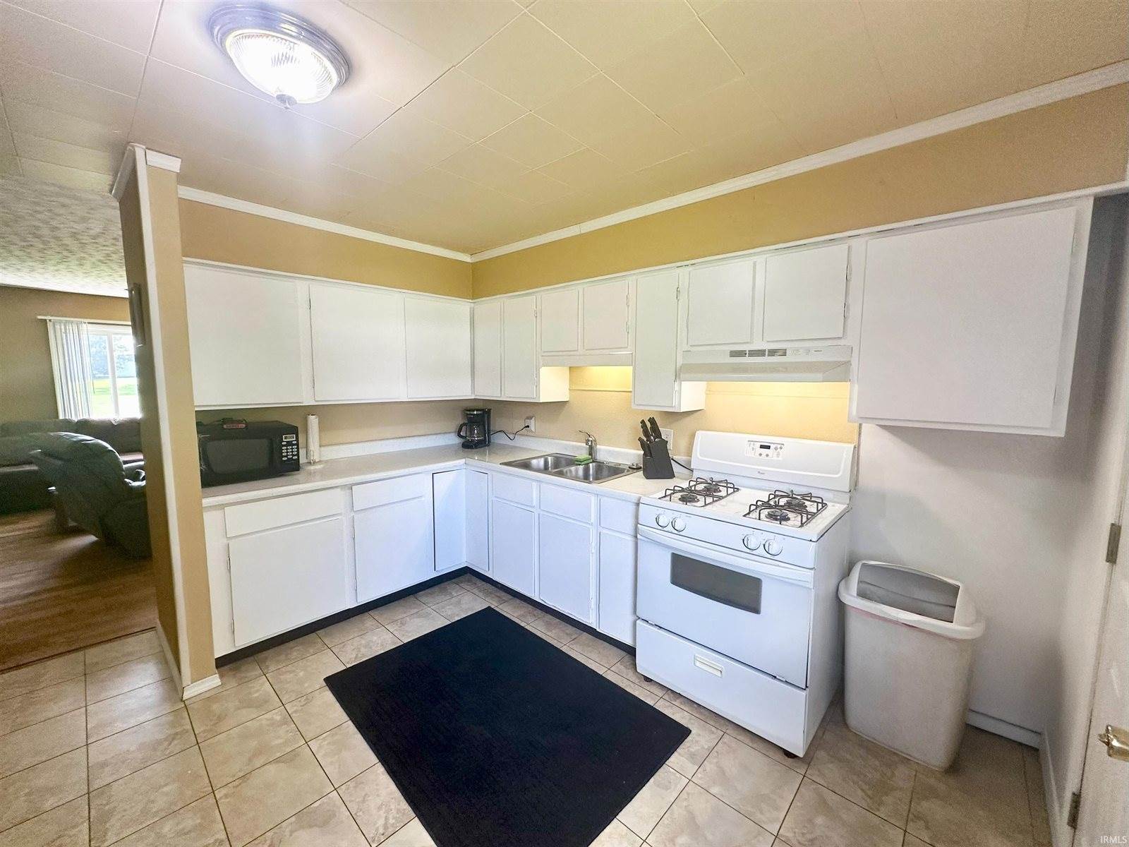 505 E Conger Street, Hartford City, IN 47348