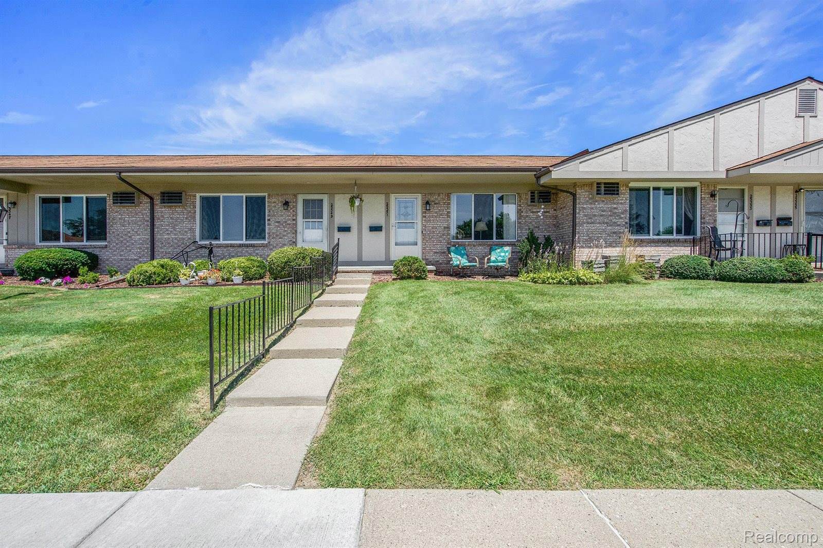 25351 Franklin Terrace, SouthLyonCity_Oakland, MI 48178