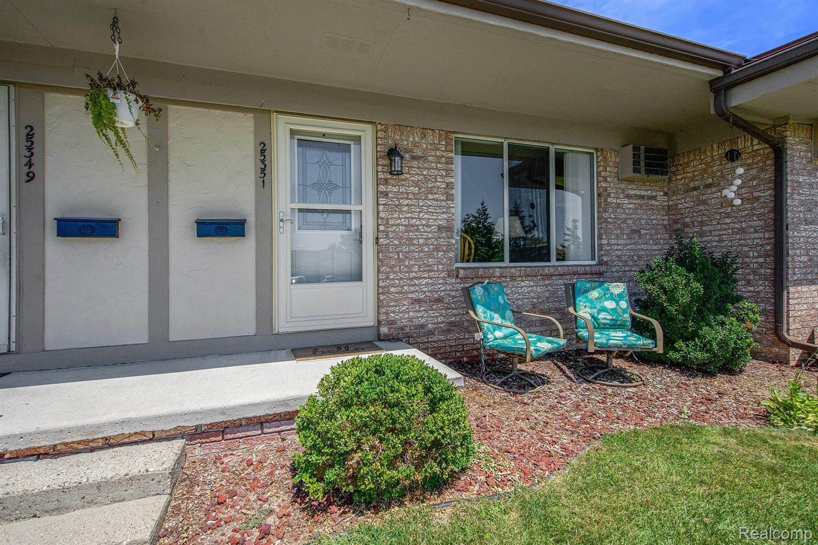 25351 Franklin Terrace, SouthLyonCity_Oakland, MI 48178