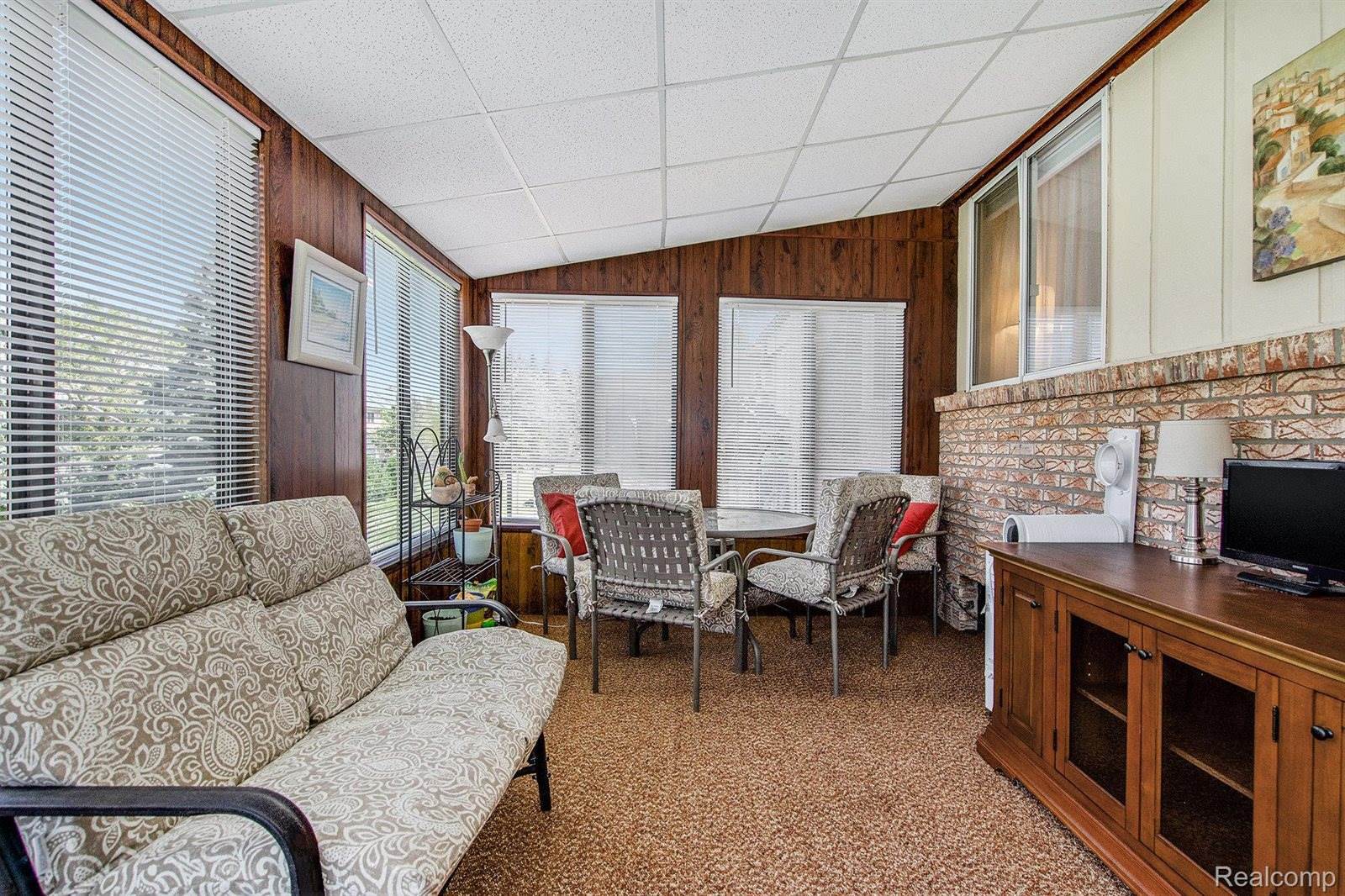 25351 Franklin Terrace, SouthLyonCity_Oakland, MI 48178