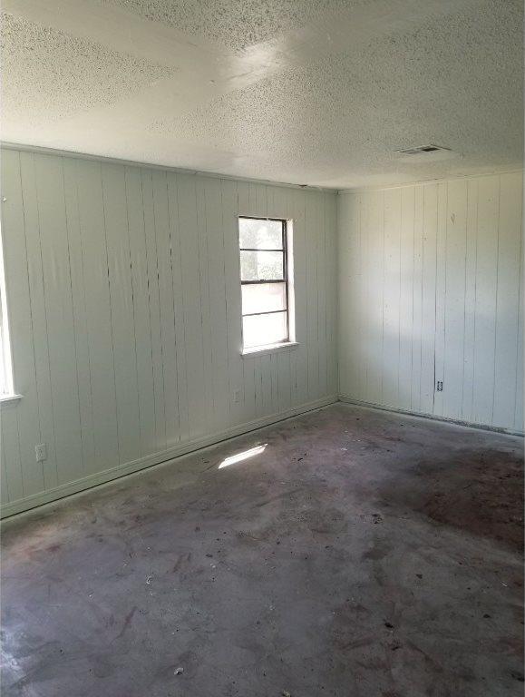 16763 Mesquite Road, Lindsay, OK 73052