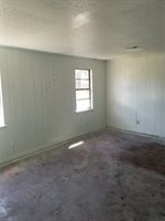 16763 Mesquite Road, Lindsay, OK 73052