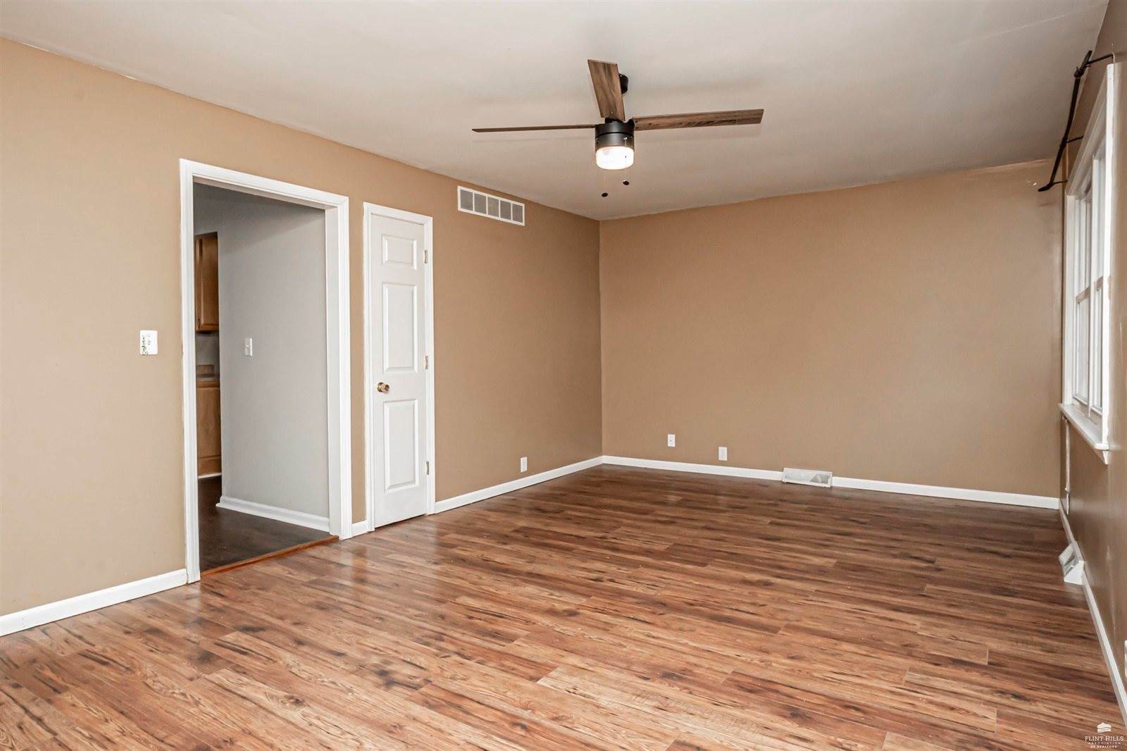 716 West 10th Street, Junction City, KS 66441