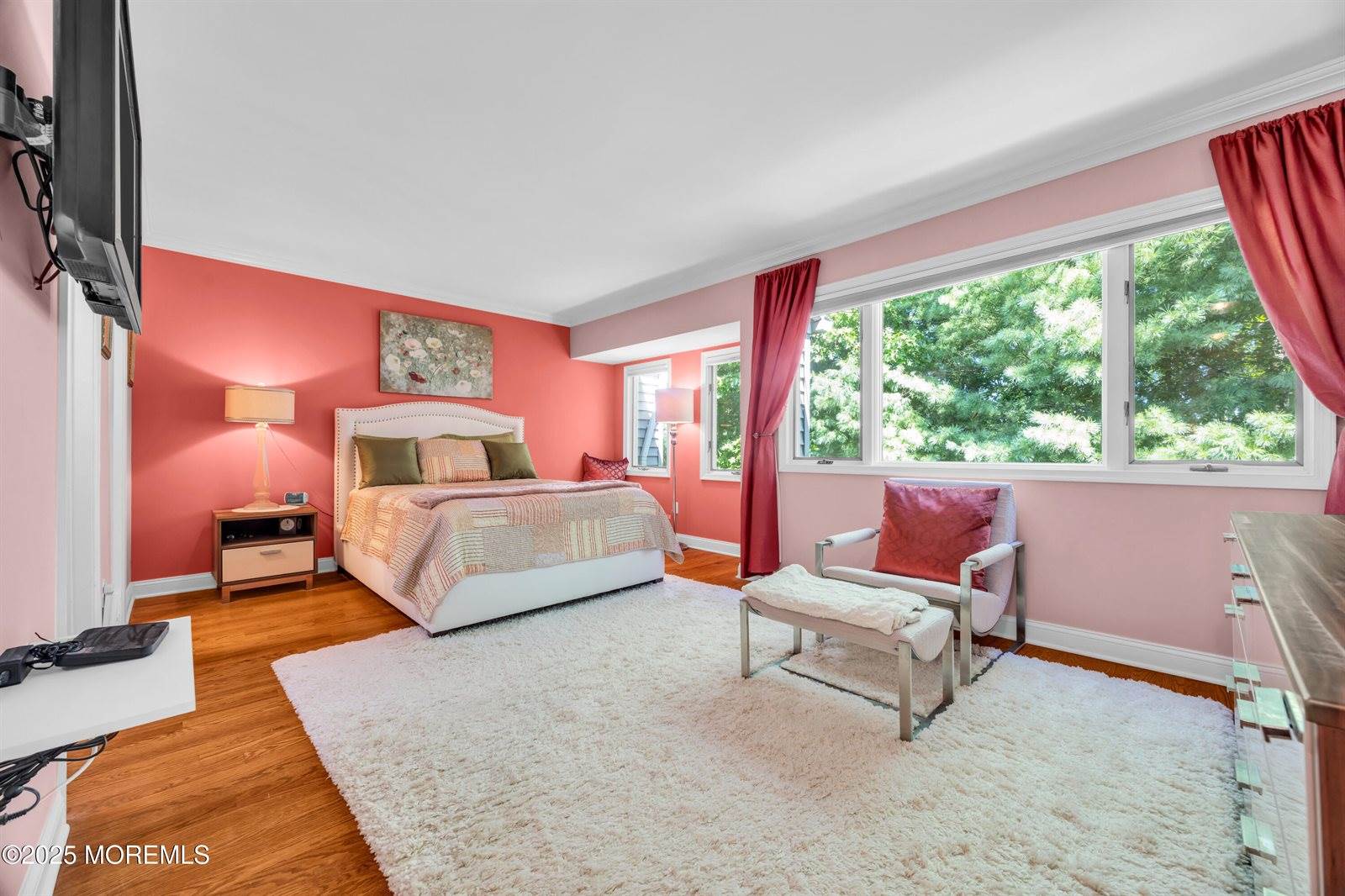 160 Ambassador Drive, Red Bank, NJ 07701