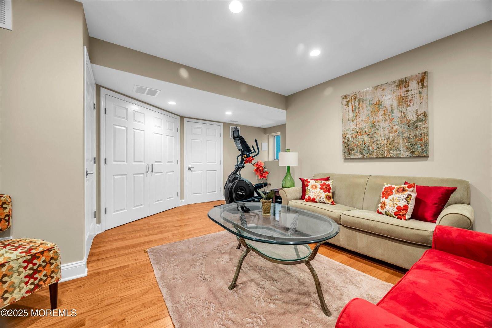 160 Ambassador Drive, Red Bank, NJ 07701