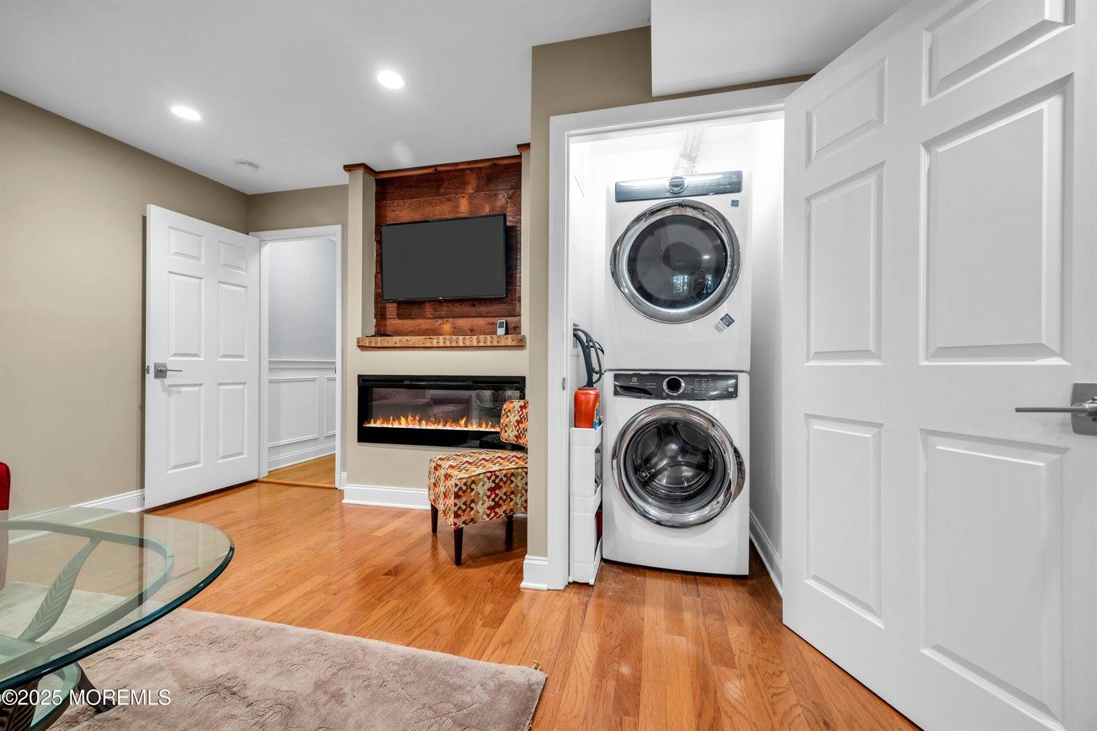 160 Ambassador Drive, Red Bank, NJ 07701