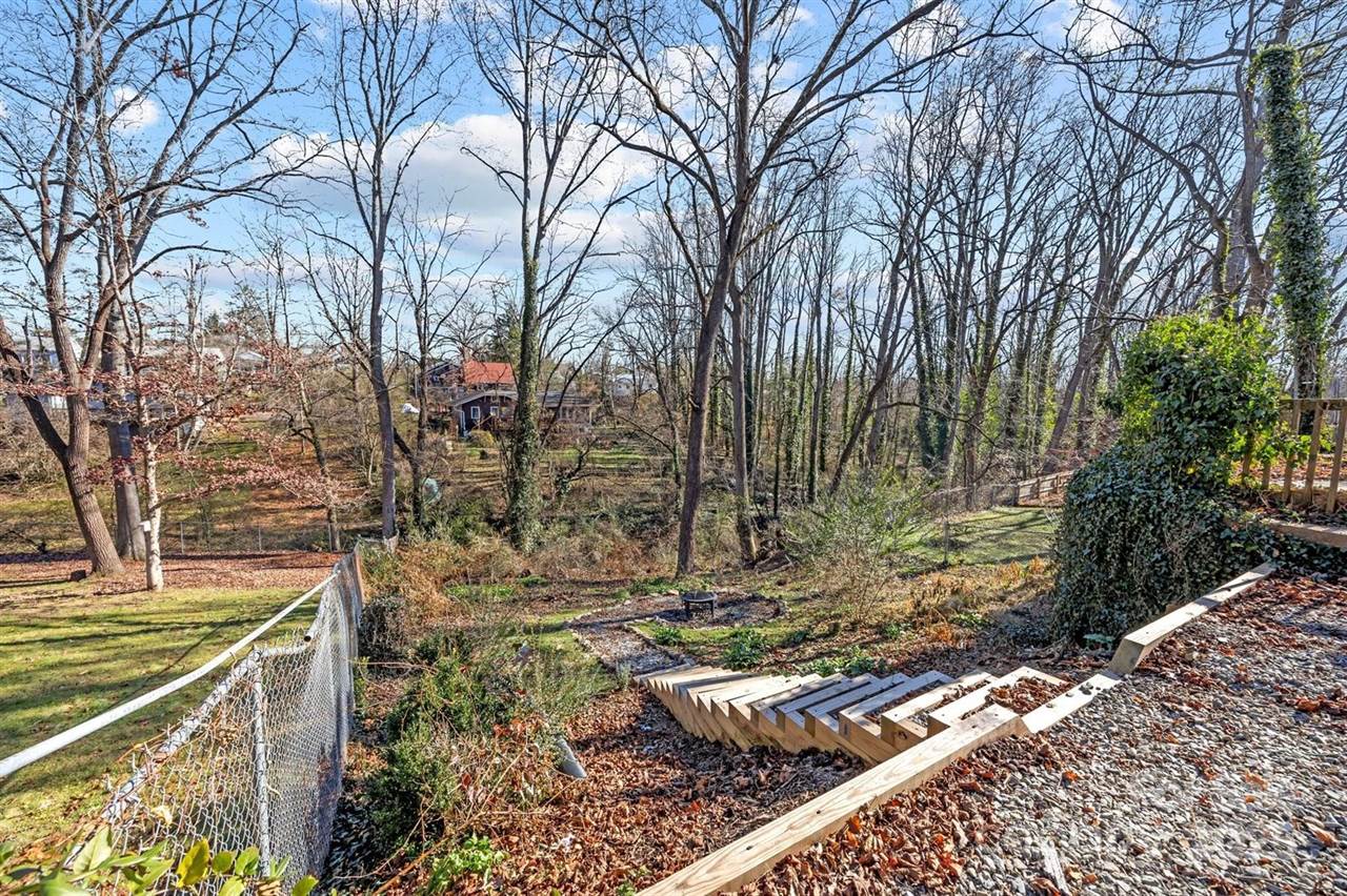 100 Brevard Road, Asheville, NC 28806