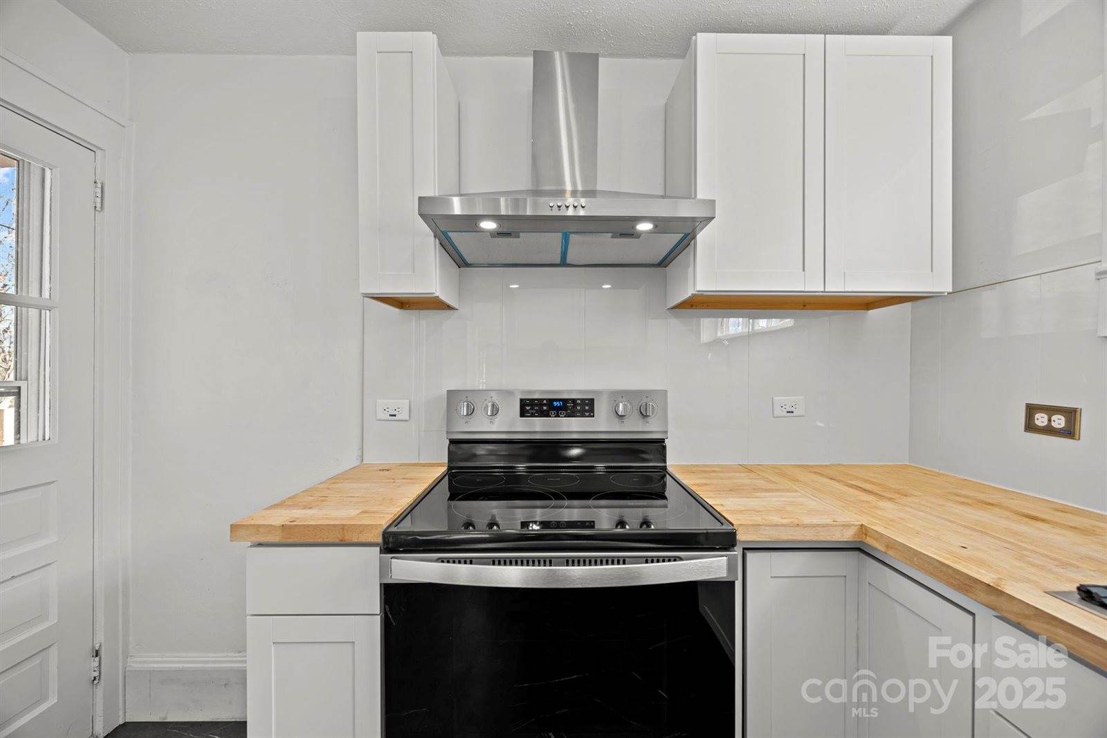 100 Brevard Road, Asheville, NC 28806