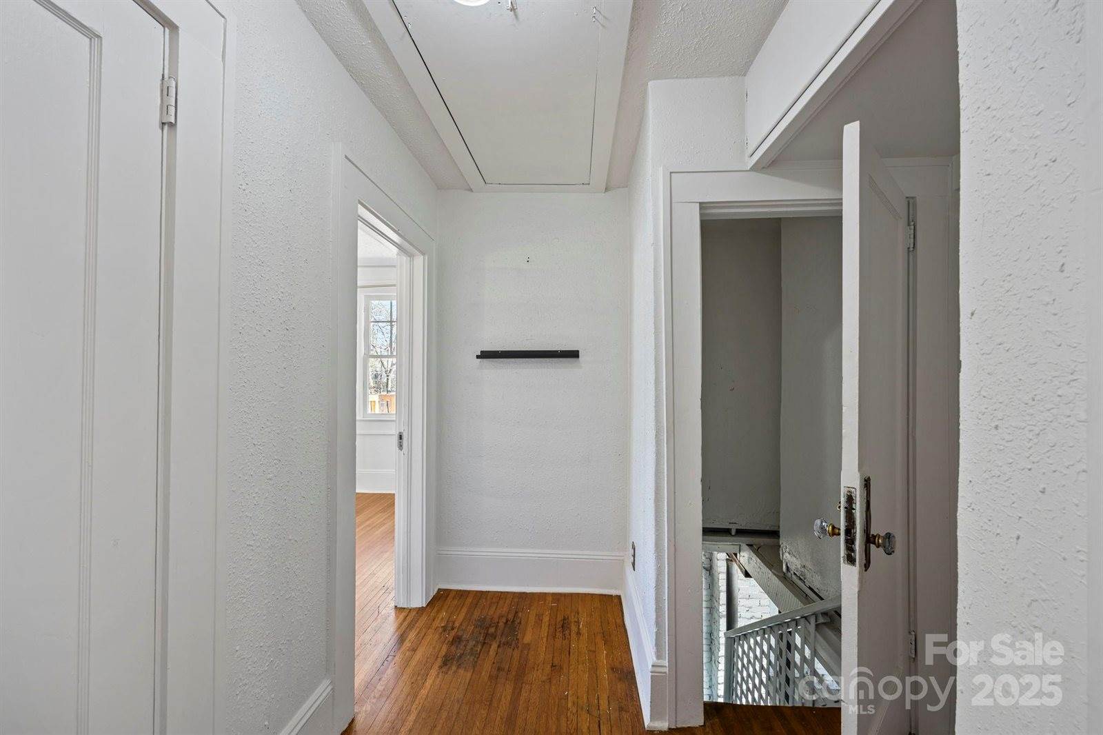 100 Brevard Road, Asheville, NC 28806