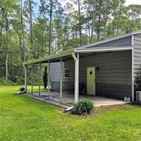 428 Bear Grass Rd., Longs, SC 29568