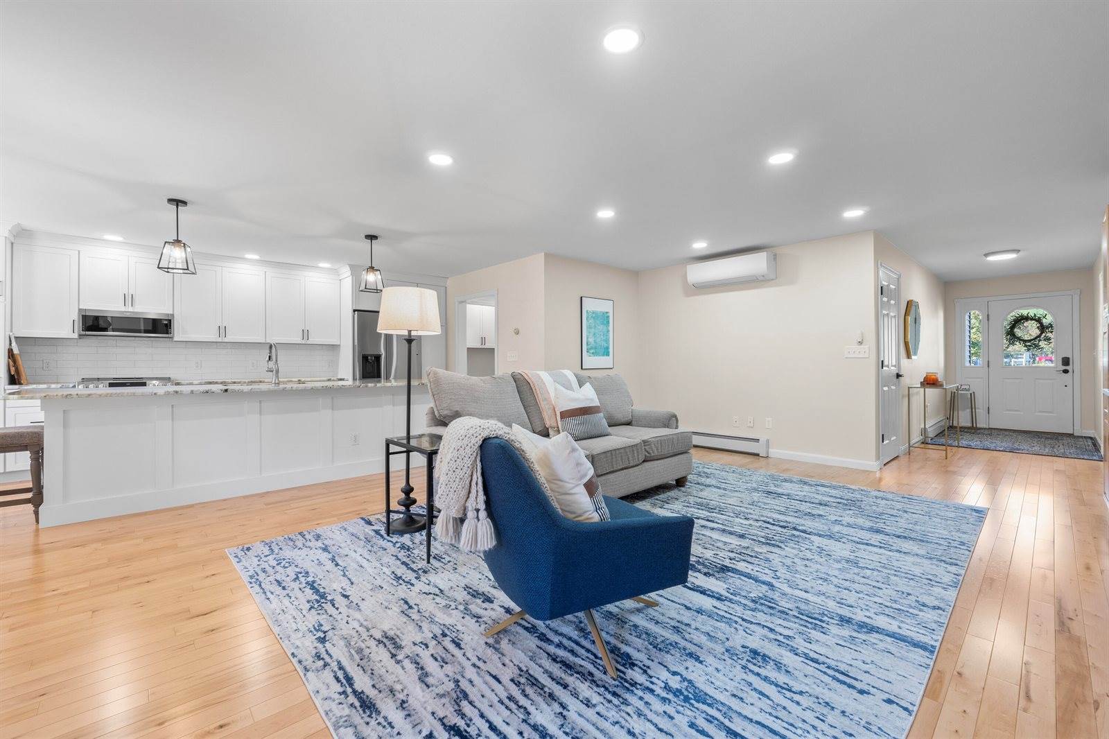 2 Victoria Way, Hampden, ME 04444