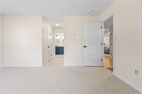 2 Victoria Way, Hampden, ME 04444