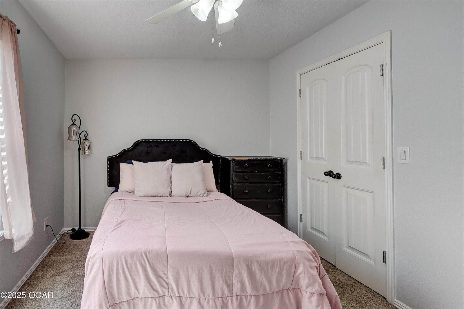 1800 Sally Ann Avenue, Neosho, MO 64850