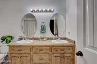 1800 Sally Ann Avenue, Neosho, MO 64850