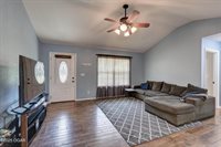 1800 Sally Ann Avenue, Neosho, MO 64850