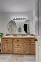 1800 Sally Ann Avenue, Neosho, MO 64850